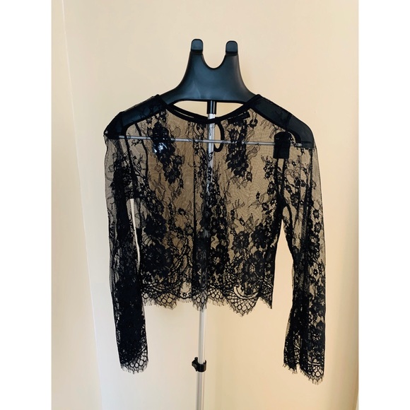 Free people lace top : FREE WHEN BUNDLED - Picture 2 of 5